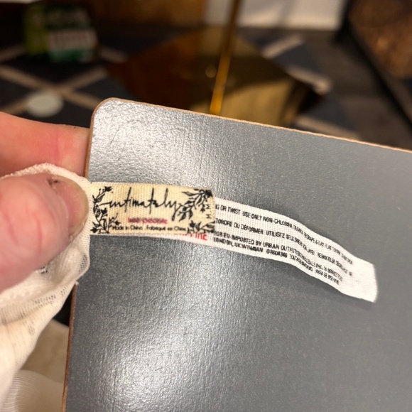 (SALE 3/$20) Free People Intimates White Lace Bralette - Picture 4 of 5